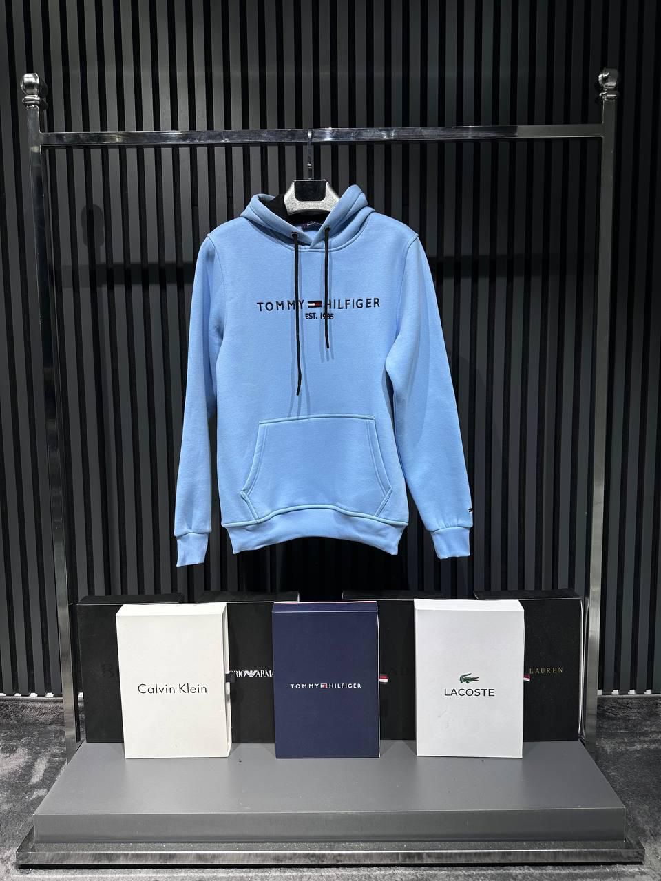 Tommy Hilfiger Men's Heritage Logo Fleece Hoodie - Light Blue Designer Sweatshirt